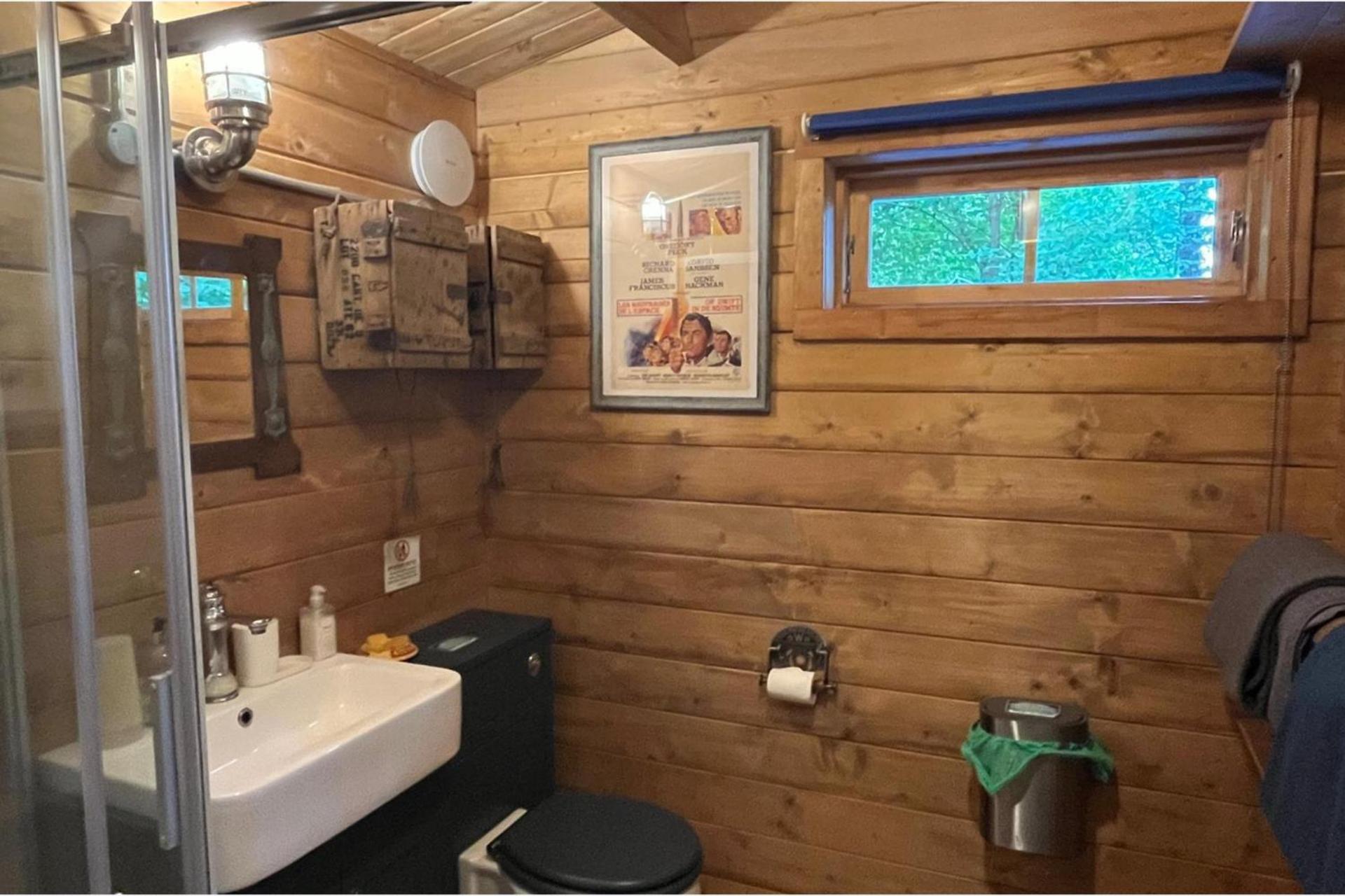 Retro Private Lodge With Hot Tub Nr Dartmoor Нютън Абът Екстериор снимка